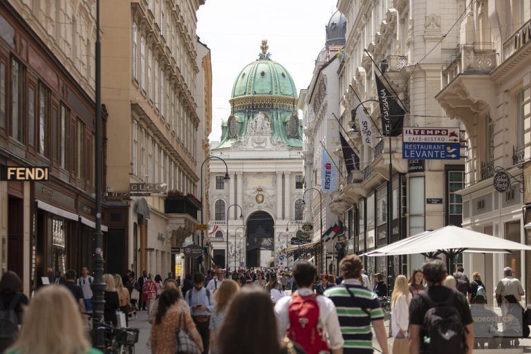 Wien hat sich im Städteranking den Spitzenplatz zurückerobert.  AP