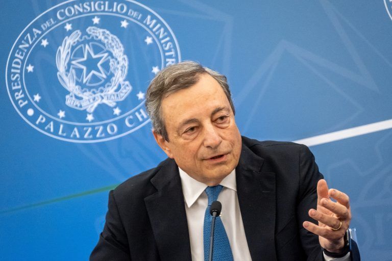 Es mehrten sich Aufrufe an Draghi, im Amt zu bleiben. LaPresse/AP