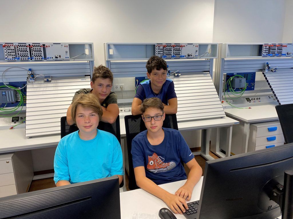 Mit sommerlichem Lerncamp für die Welt der Technik begeistern. »A3