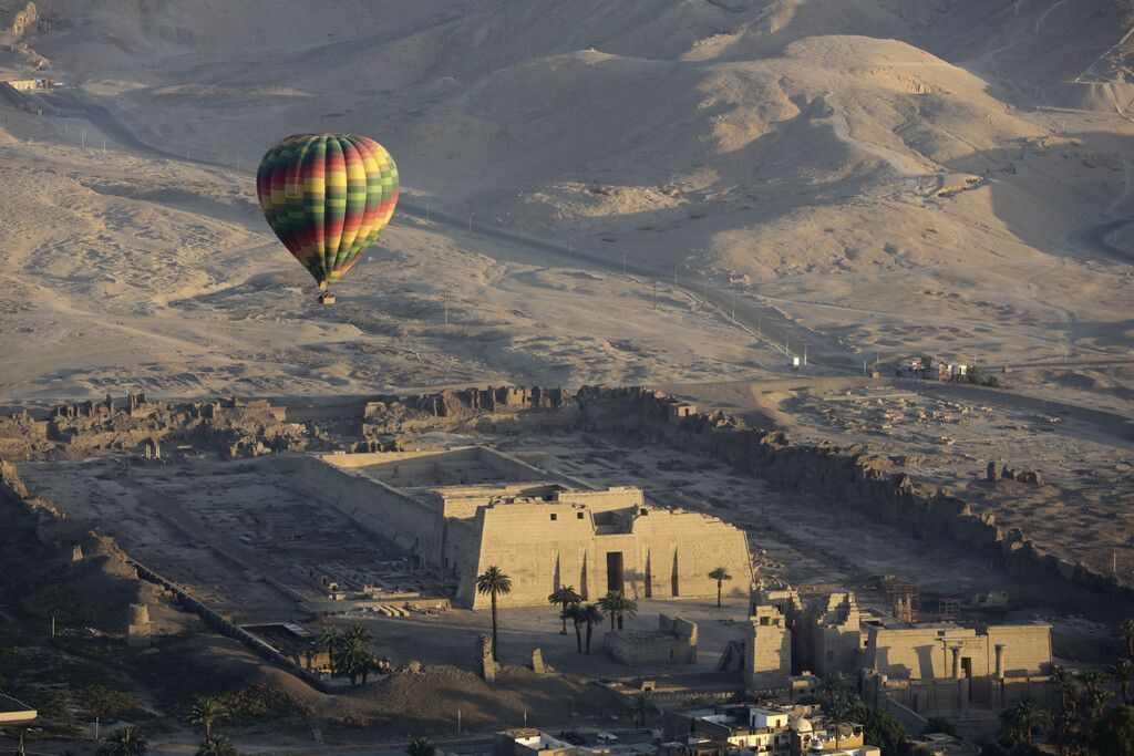 Ballone dürfen wieder über Luxor fliegen