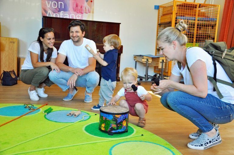 Der musikalische Nachwuchs hatte viel Spaß beim Ausprobieren.