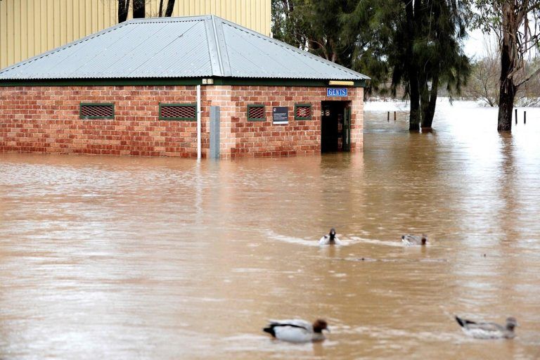 Der Stadtteil Camden steht nach massiven Regenfällen unter Wasser. AFP