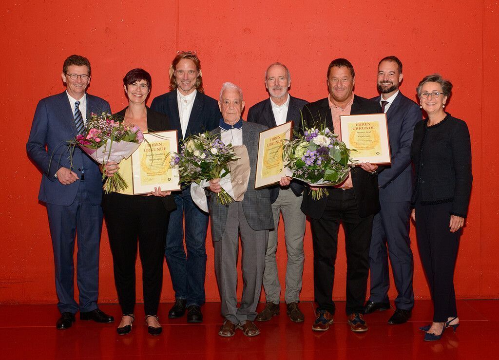 F.M. Hämmerle plant neue Projekte