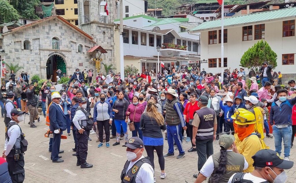 Hunderte Touristen gehen am Machu Picchu auf die Barrikaden