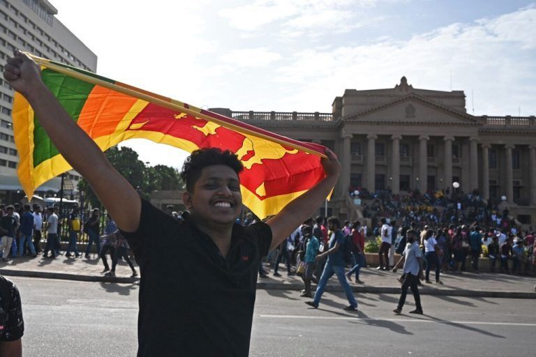 Die Proteste halten an. In Sri Lanka fehlt es derzeit nahezu an allem. AFP