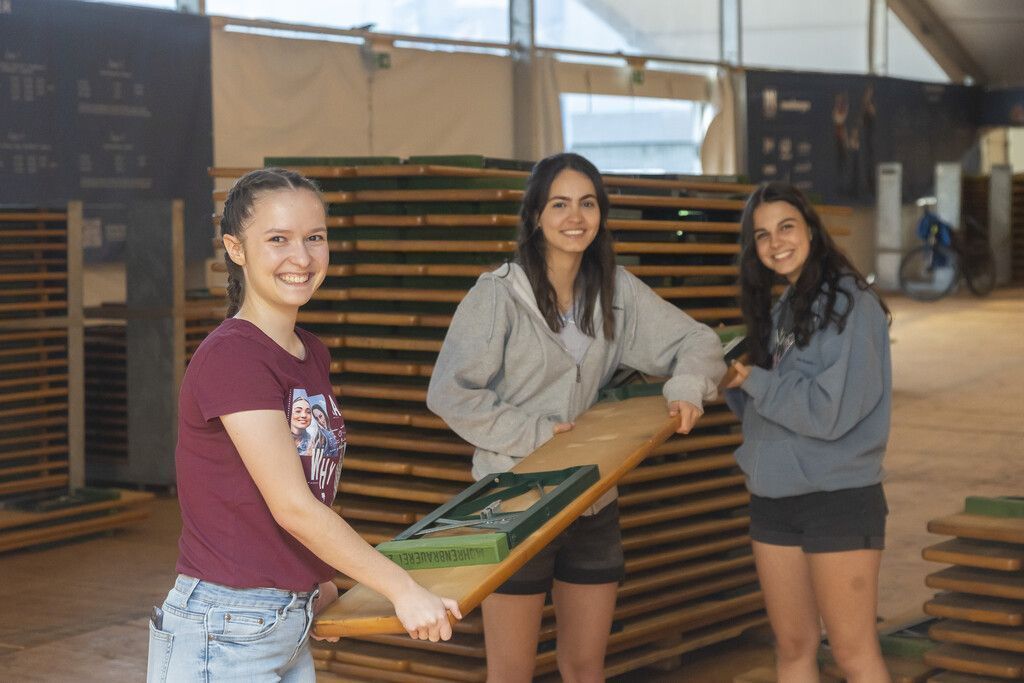 Über 700 Musikanten und Helfer packen in Lingenau für die Tradition mit an. »A6