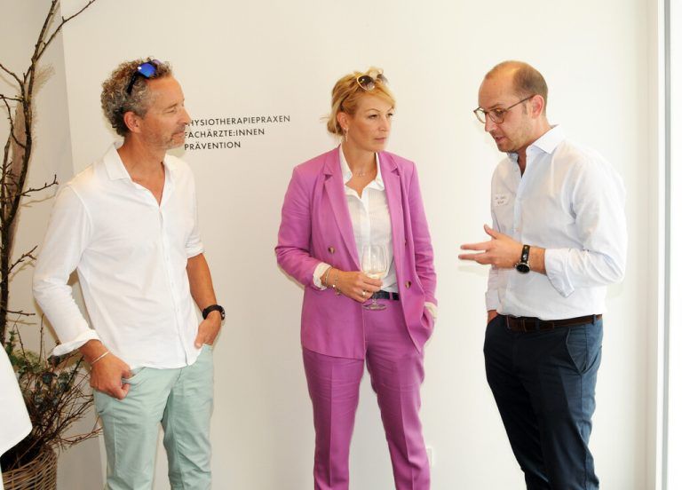 Gäste Marco und Melanie David mit Dr. Cedric Bösch.