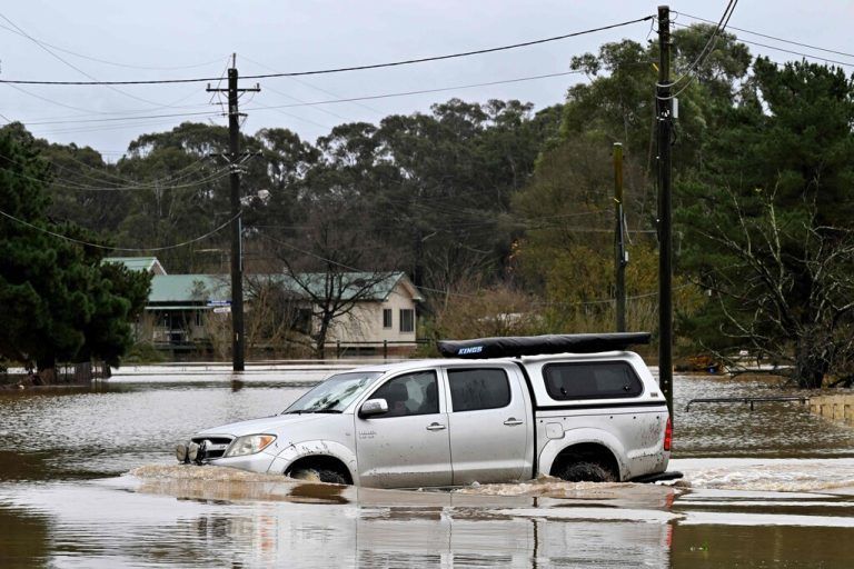  Im Großraum Sydney wurden ganze Gebiete meterhoch überflutet. afp