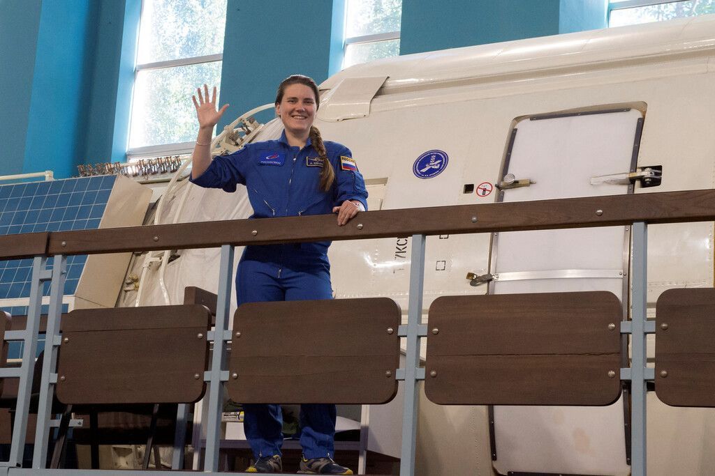 Astronautin schreibt auf der ISS Raumfahrtgeschichte
