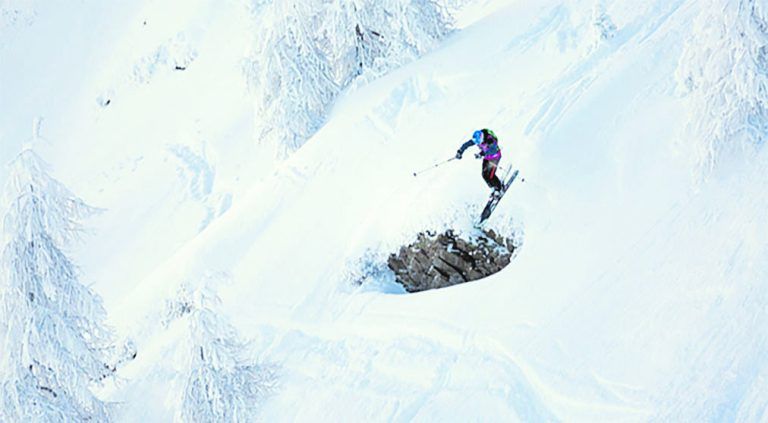 Seit seinem 14. Lebensjahr fährt Jake abseits der Skipisten über Abhänge und Felsklippen. Jake Müller