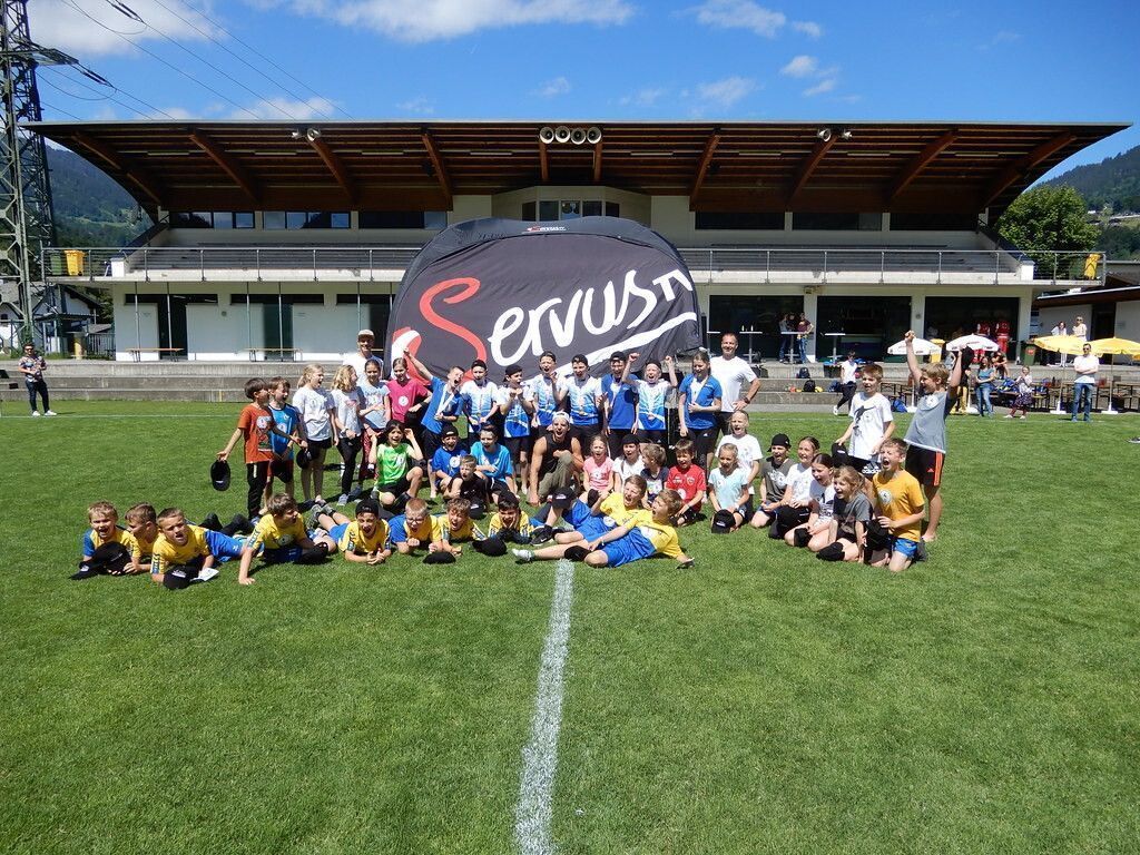 Eingesendet. Vereinsnachrichten aus dem Bezirk