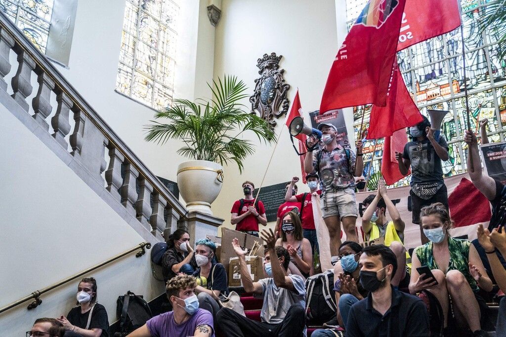 Niederländischen Städten gehen die Studentenzimmer aus