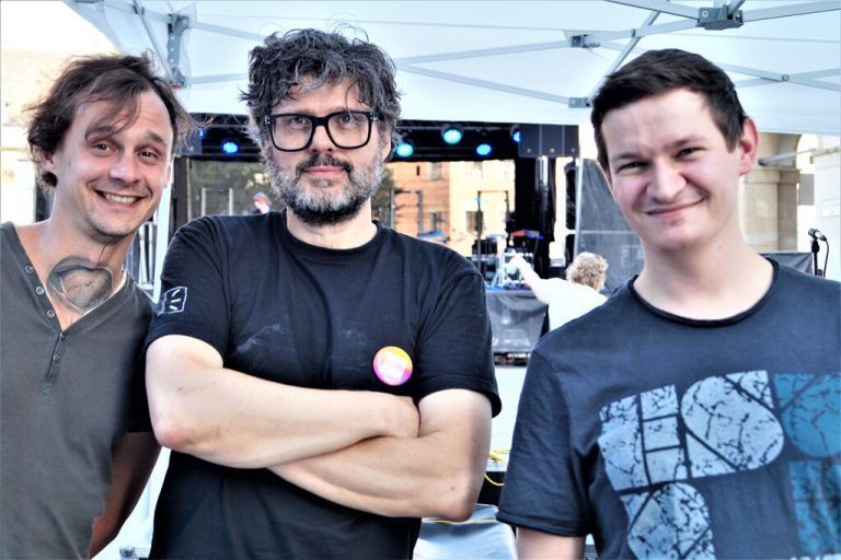 Team der Technik: Mario Ströllini (l.), Ruben Gonzalez und Bene Marte.