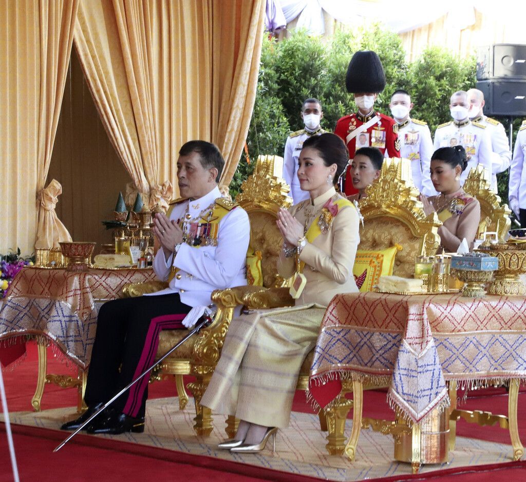 Thailands König wird 70