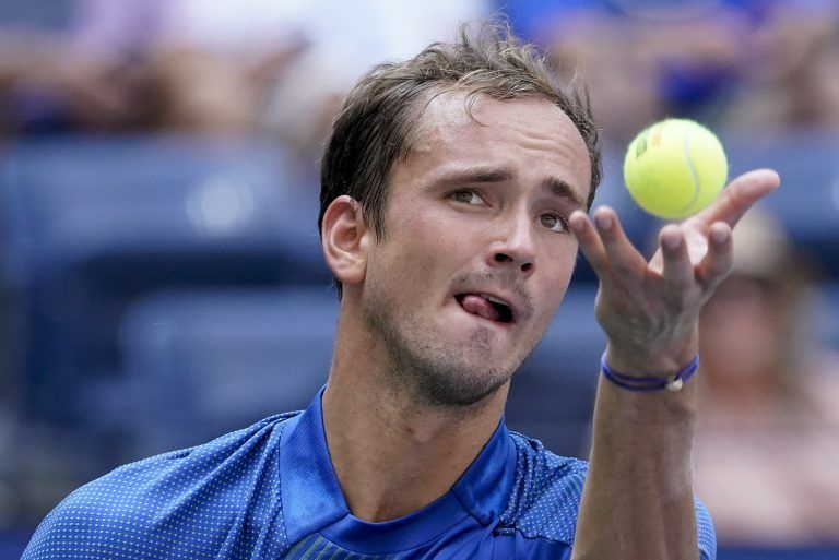 <span class="copyright">AP Photo/John Minchillo</span>