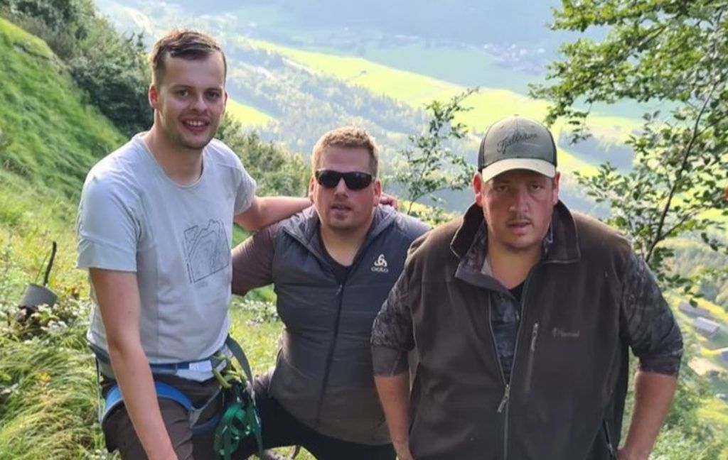 Die Steingeißjäger von der Kanisfluh schießen zurück