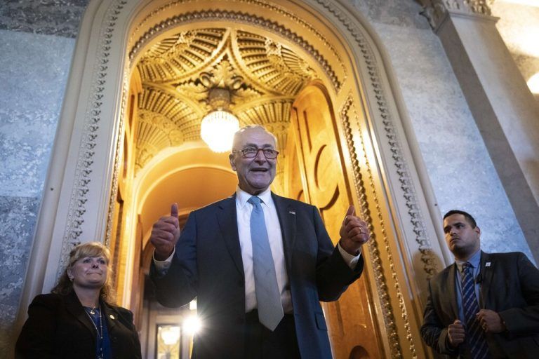 Chuck Schumer, Mehrheitsführer der Demokraten im Senat, war maßgeblich für den Erfolg der Abstimmung verantwortlich. AFP