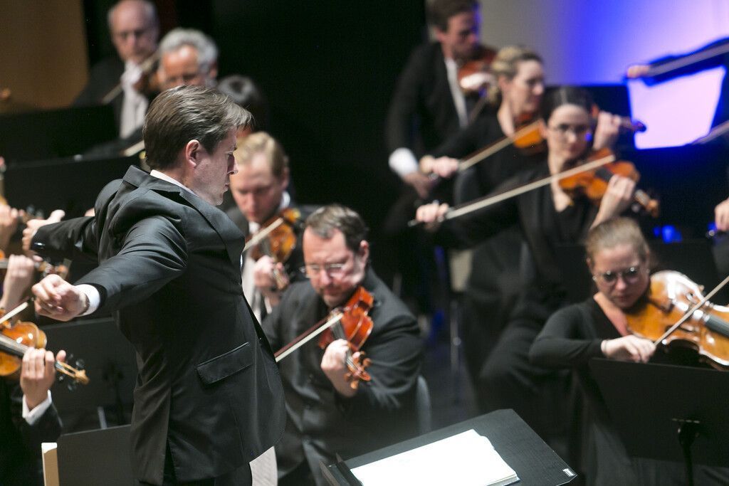 Symphonieorchester beschließt Orchesterkonzertprogramm
