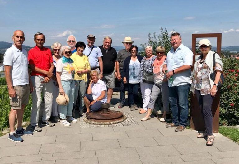 Die Mitglieder des Schwarzacher Kirchenchors bei der Inselführung.Kirchenchor