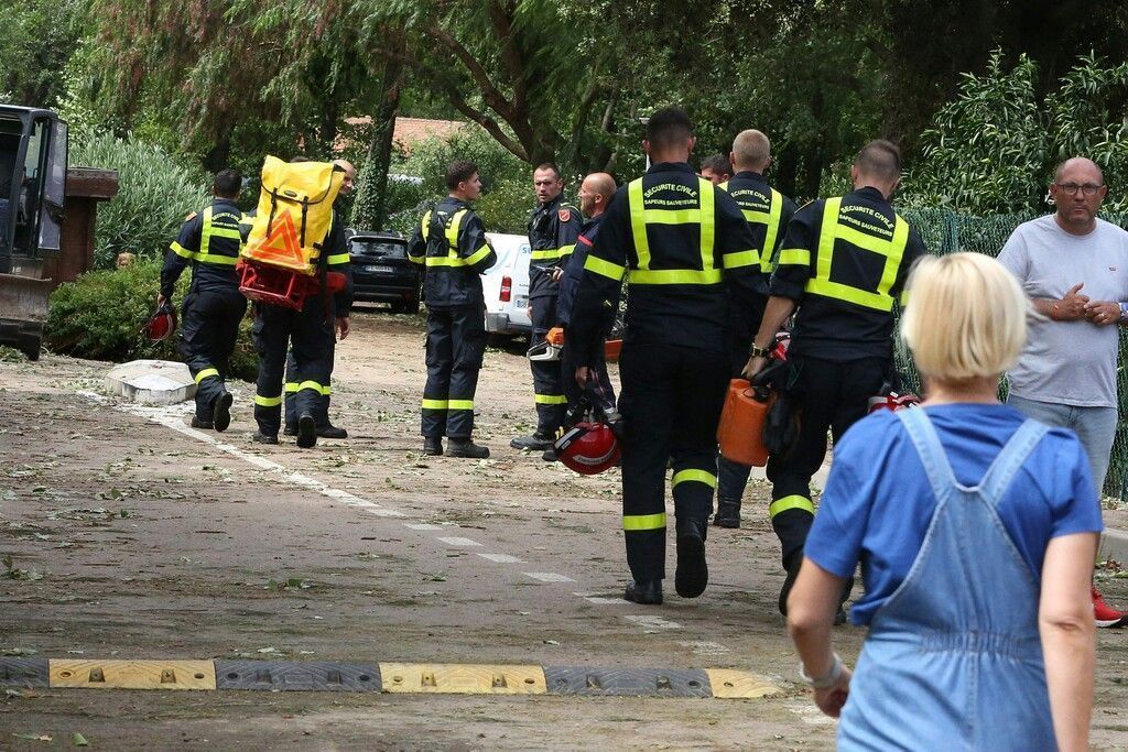 Sieben Tote bei Unwettern auf Korsika und in der Toskana