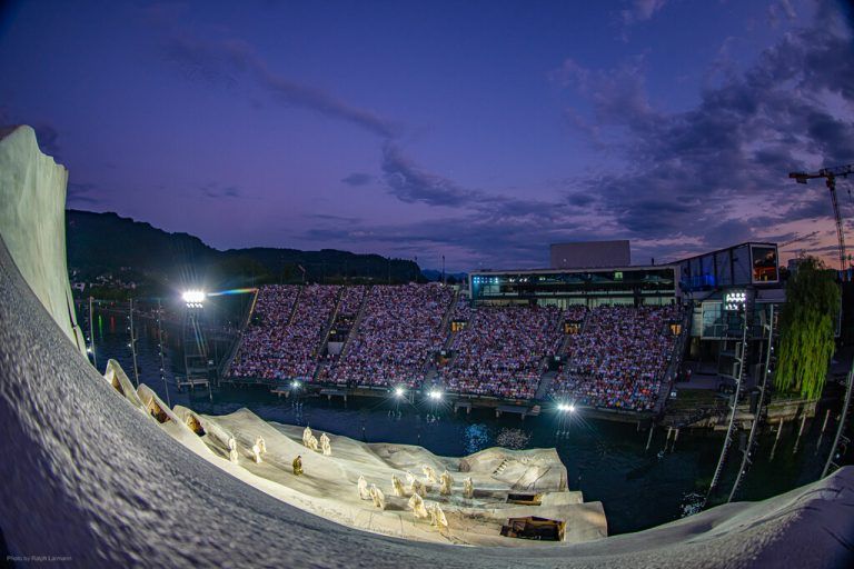 Halbzeit bei den Bregenzer Festspielen: 128.000 Besucher waren bereits da. »D4