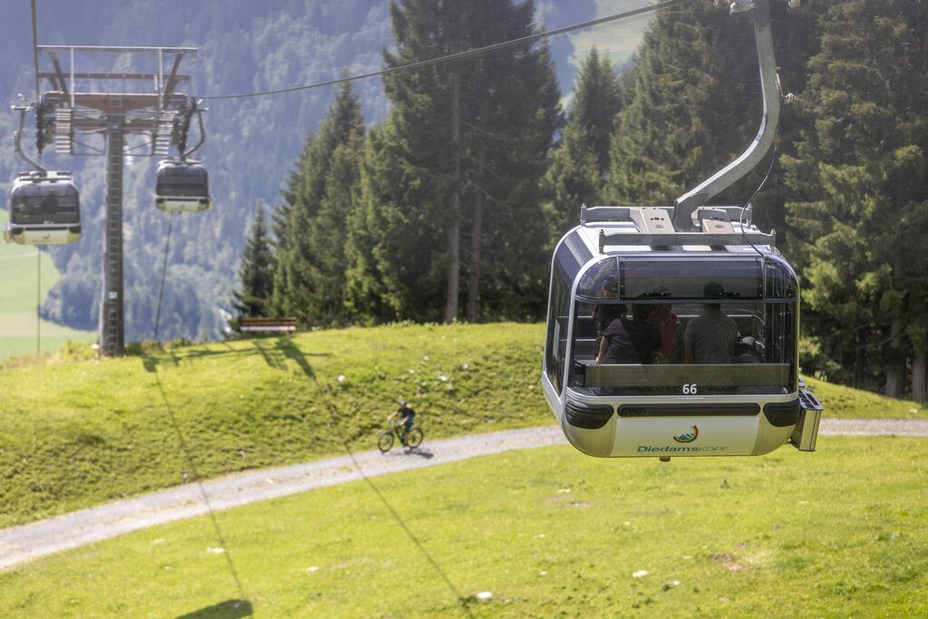 Auf Talfahrt folgt für Seilbahn-Betreiber Bergfahrt. »D1