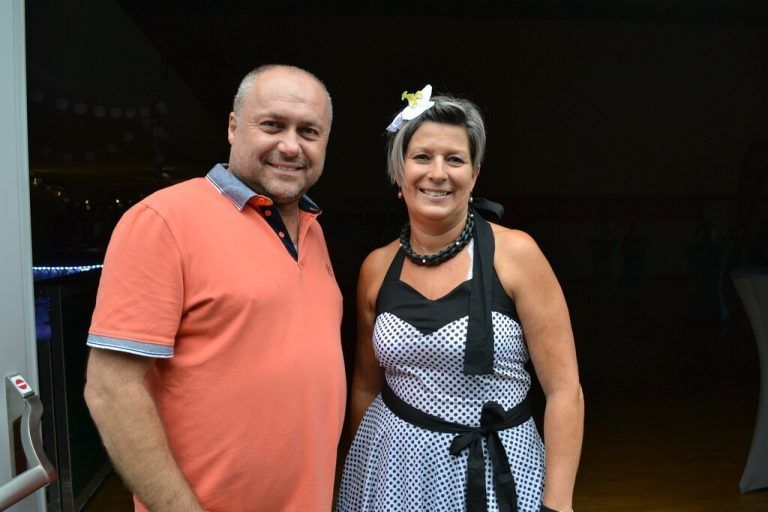 Thomas Laterner (Stadtmarketing Bludenz) und Petra Müller (Uhren und Schmuck Müller).