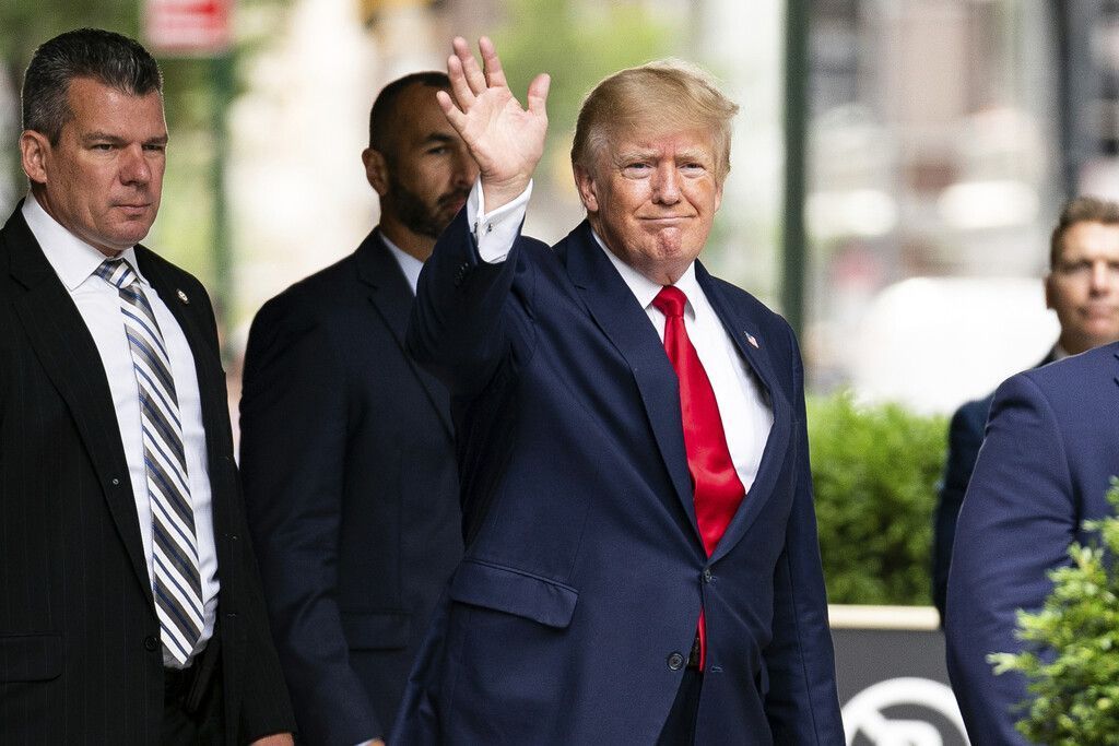 Trump bittet nach Razzia um Parteispenden
