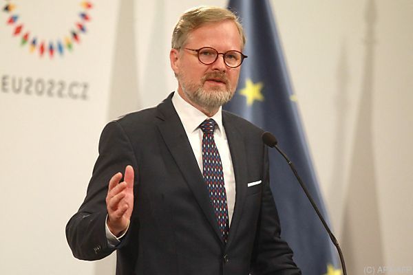 Zehntausende demonstrieren in Prag gegen Ukraine-Politik
