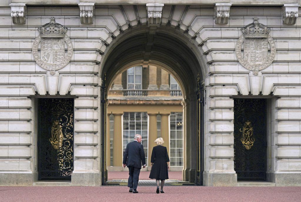 Großbritannien: Landesweite Trauer und Ankunft des Königs