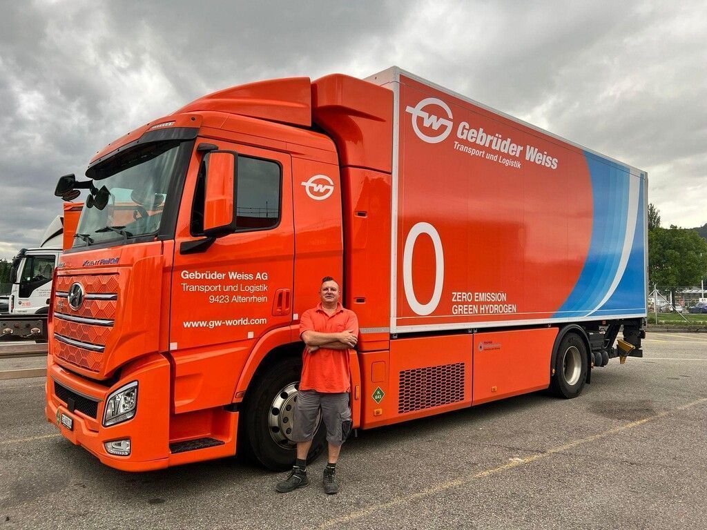 Wasserstoff-Lkw besteht Premierentest