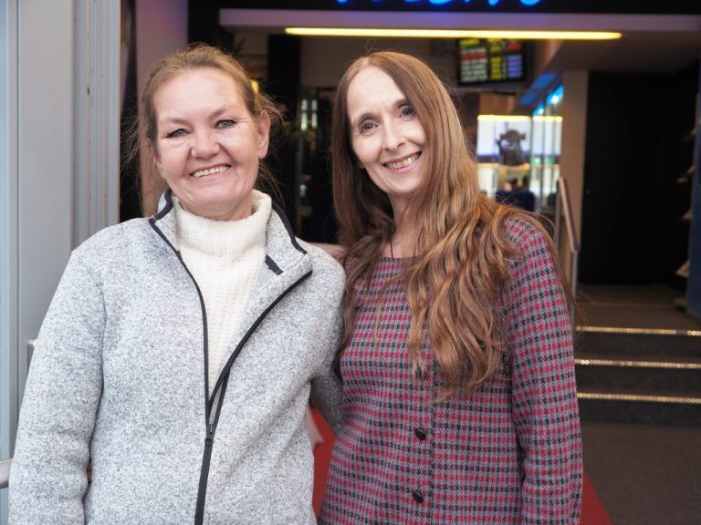 Christine Hermann und Bettina Dörler (Kino Cafe-Restaurant).
