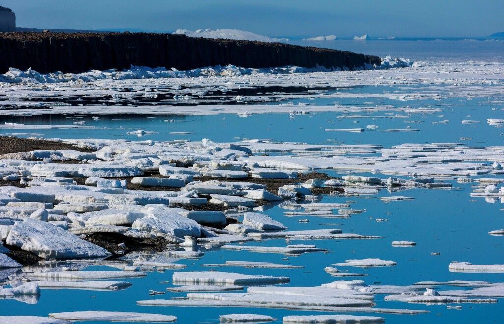 Arktis: Eisfläche weiter geschrumpft