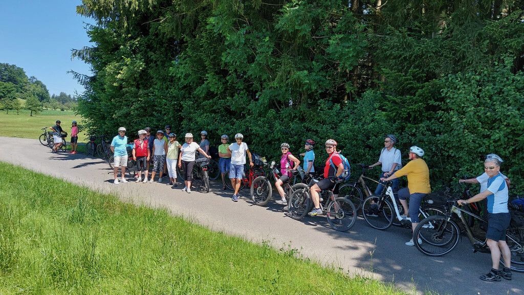 Eingesendet. Vereinsnachrichten aus dem Bezirk