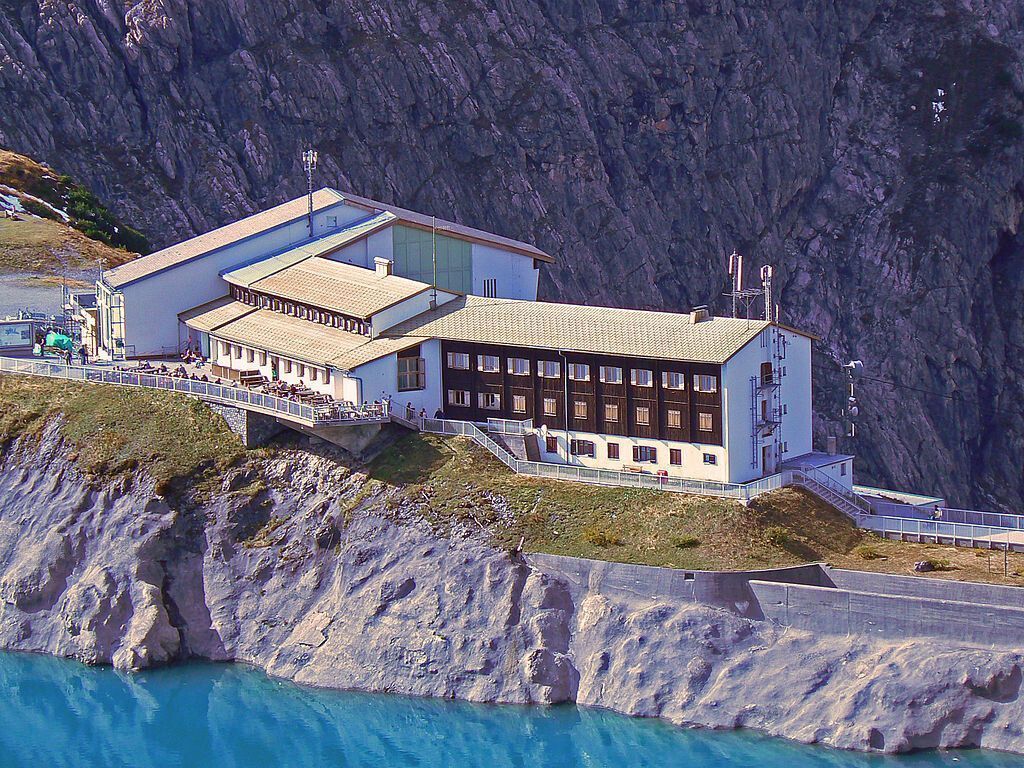 Douglasshütte am Lünersee bald Geschichte. illwerke vkw plant neues Restaurant. »A4