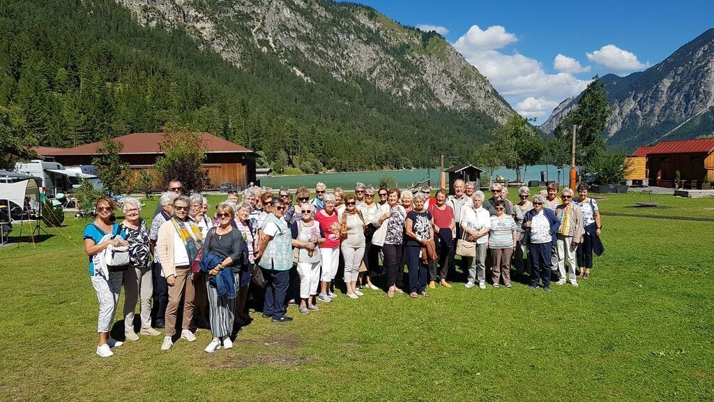 Eingesendet. Vereinsnachrichten aus dem Bezirk