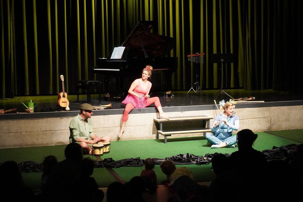 14 + 16 Uhr remise, bludenz