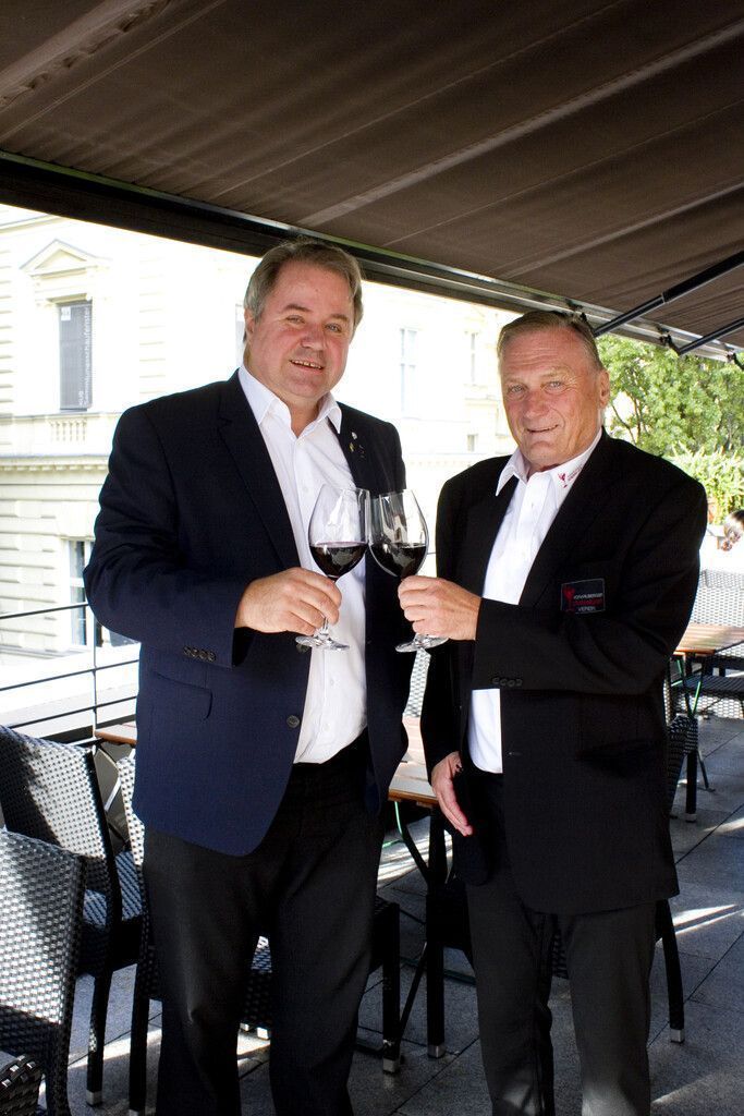 Günther Meindl vom Berghof Lech und Martin Trifter.