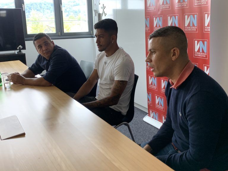 Renan mit Thiago De Lima Silva (rechts) und Alexandre Dorta.