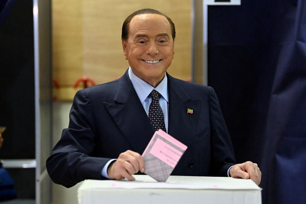 Rechts geschlossen, links gespalten bei Italienwahl