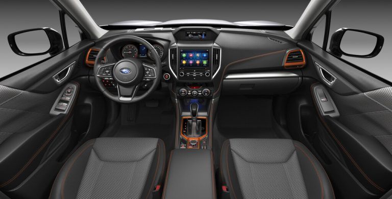 Logisch angeordnetes, gut überblick- und ablesbares Instrumentarium.