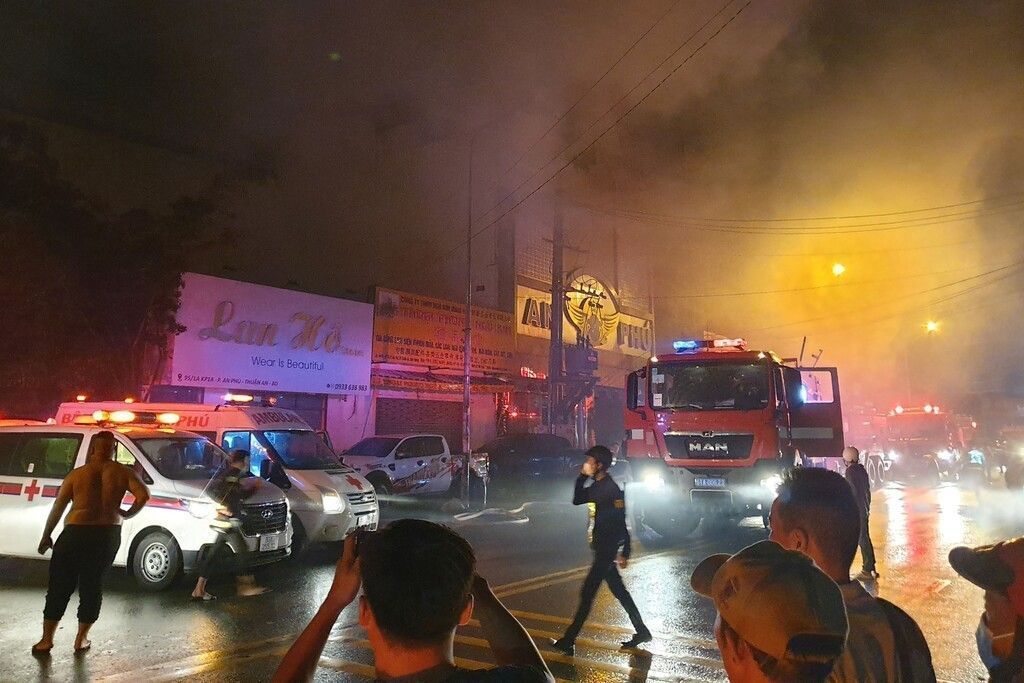 Mindestens 23 Tote bei Feuer in vietnamesischer Karaokebar