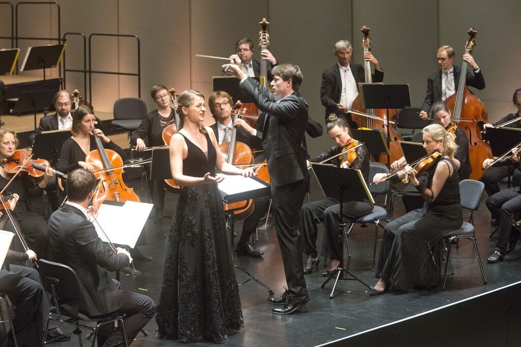 „Folk Music“: Die Welt zu Gast beim SOV