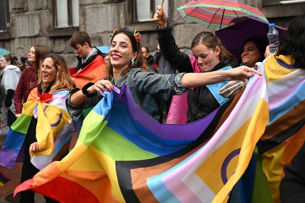 Trotz Verbot: Europride-Parade zog durch Belgrad