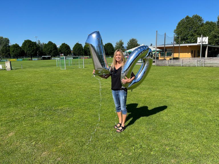 Weihnachtsengel-Obfrau Sandra Antoniazzi lädt am Samstag zum Kinderfest nach Haselstauden.bvs