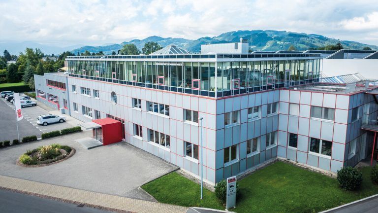 Der Firmenstammsitz von Kral befindet sich im Lustenauer Industriegebiet Nord. fasching/Kral