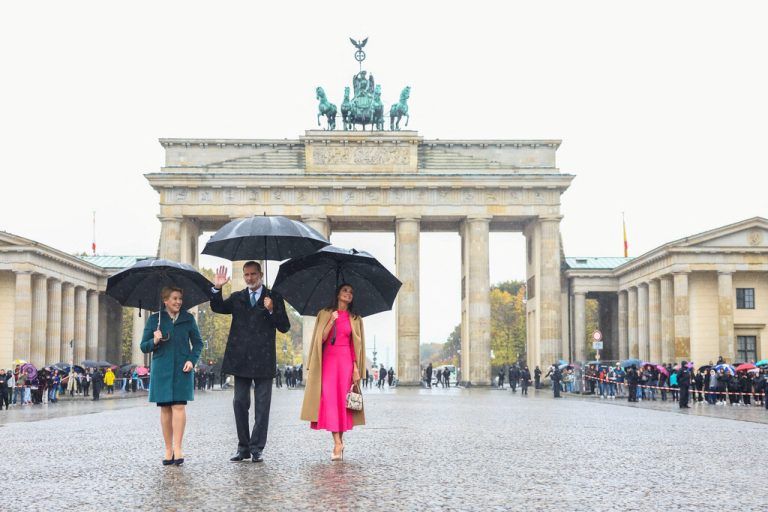 Der spanische König Felipe und Königin Letizia besuchten die Berliner Bürgermeisterin Franziska Giffey. RTS