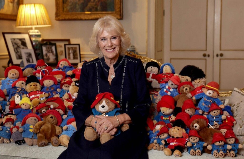Paddington-Teddys für Queen gehen an benachteiligte Kinder