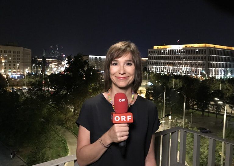 Die Vorarlberger Journalistin berichtet seit über zehn Jahren aus Moskau.TaS