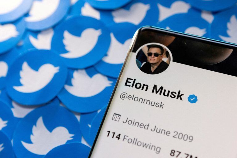 Elon Musk hält an dem Preis von 54,20 US-Dollar je Aktie fest. reuters